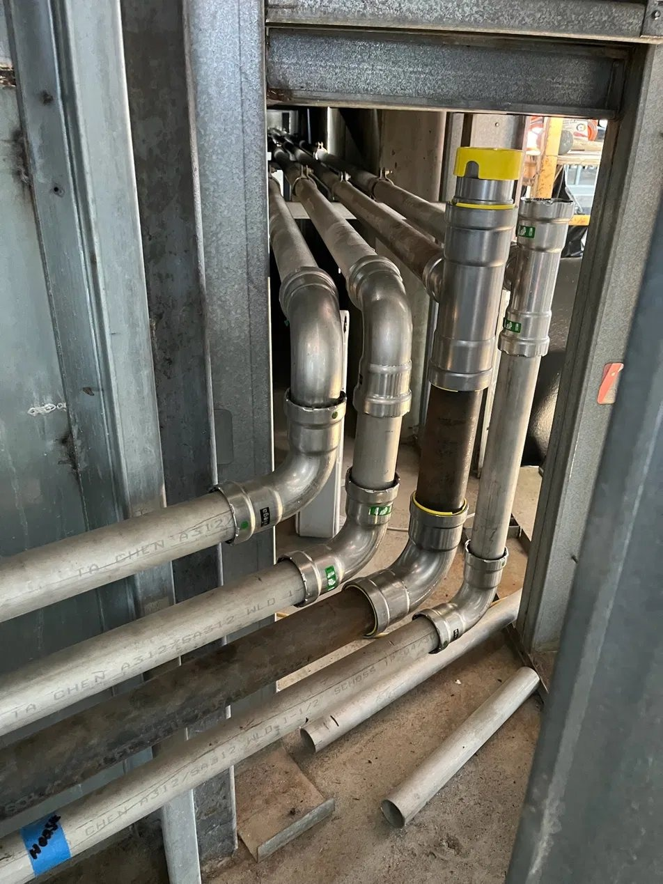 Stainless press-fit piping, commercial build